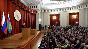 Вступительное слово Министра иностранных дел России С.В.Лаврова на Совещании послов и постоянных представителей Российской Федерации, Москва, 19 июля 2018 года Вступительное слово Министра иностранных дел России С.В.Лаврова на Совещании послов и постоянных представителей Российской Федерации, Москва, 19 июля 2018 года