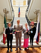 Sobre la reunión del Embajador de Rusia en México N. Sofinskiy con el Presidente del Comité Nacional del Festival Mundial de la Juventud A. Carmona